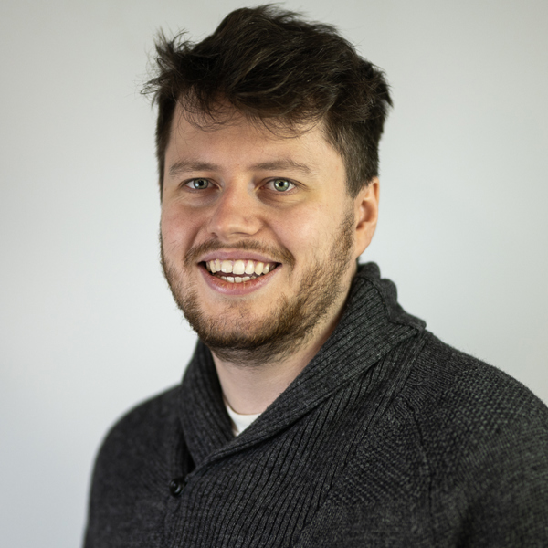 Headshot of Ryan Bremner